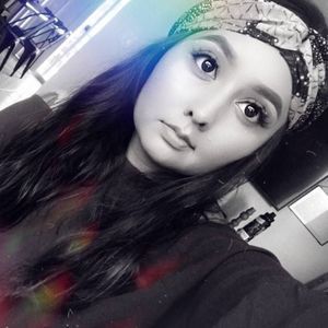 Meet your Posher, Jasmine